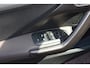 Peugeot 2008 1.6 VTi Féline. ORG NL!! Panorama dak.