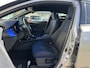 Toyota C-HR / C-HR+ 1.8 Hybrid Bi-Tone Plus / JBL Audio / Trekhaak / Adaptief Cruise Control / Achteruitrijcamera / Climate Control / Navigatie / Parkeersensoren / 18'' LM Velgen /