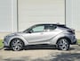Toyota C-HR / C-HR+ 1.8 Hybrid Bi-Tone Plus / JBL Audio / Trekhaak / Adaptief Cruise Control / Achteruitrijcamera / Climate Control / Navigatie / Parkeersensoren / 18'' LM Velgen /