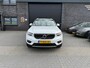 Volvo XC40 2.0 T4 R-Design | 1E EIGENAAR | 12MND GARANTIE | AUTOMAAT | LED | DAB | PANO | CRUISE | TREKHAAK | CARPLAY |