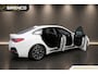 BMW i4 eDrive40 High Executive 84 kWh | M sport | virtual widescreen cockpit | adaptieve cruise control | led | camera |