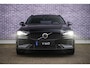 Volvo V60 2.0 T6 Plug-in hybrid AWD Ultra Dark | Schuif-/kanteldak | Head Up Display | Donker Glas | Sportstoelen | Power Seats | Harman Kardon |