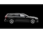 Volvo V60 2.0 T6 Plug-in hybrid AWD Ultra Dark | Schuif-/kanteldak | Head Up Display | Donker Glas | Sportstoelen | Power Seats | Harman Kardon |