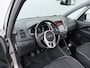 Kia Venga 1.4 CVVT ExecutiveLine - Cruise Control - Stoelverwarming - Elektrisch Glazen Panoramadak - Navigatie - Virena Zekerheidspakket €895