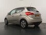 Kia Venga 1.4 CVVT ExecutiveLine - Cruise Control - Stoelverwarming - Elektrisch Glazen Panoramadak - Navigatie - Virena Zekerheidspakket €895
