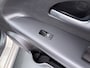 Kia Venga 1.4 CVVT ExecutiveLine - Cruise Control - Stoelverwarming - Elektrisch Glazen Panoramadak - Navigatie - Virena Zekerheidspakket €895