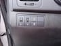 Kia Venga 1.4 CVVT ExecutiveLine - Cruise Control - Stoelverwarming - Elektrisch Glazen Panoramadak - Navigatie - Virena Zekerheidspakket €895