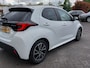 Toyota Yaris 1.5 Hybrid Dynamic | Apple Carplay+Android Auto | Clima | Adap.Cruise | Led Koplampen | Rijstrook+Licht+Regensensor | Achteruitrijcamera | Stoelverwarming | Mistlampen | Privacy Glass |16''lm