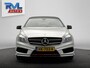 Mercedes-Benz A-klasse 180 Ambition AMG | Pano/dak | Leder/Alcantara | Camera | Navigatie | Trekhaak |