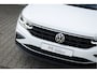Volkswagen Tiguan 1.5 TSI DSG 150PK Aut. | Elegance | Elektrisch wegklapbare Trekhaak | Navigatie incl. Apple CarPlay | Adaptive Cruise Control | LED | Achteruitrijcamera | 18" LM Velgen |