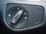 Volkswagen E-Golf E-DITION | Warmtepomp | Digitaal instrumentenpaneel | Parkeer assistent | Led koplampen | 17 inch lichtmetaal | Achteruitrijcamera | Apple carplay/Android auto | Stoelverwarming |