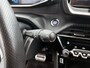 Peugeot e-2008 EV GT 50 kWh 136pk Automaat | Accu 99% | Navigatie | Achteruitrijcamera | Keyless Entry/Start | Verwarmde Voorstoelen | Apple Carplay/Android Auto |