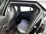 Peugeot e-2008 EV GT 50 kWh 136pk Automaat | Accu 99% | Navigatie | Achteruitrijcamera | Keyless Entry/Start | Verwarmde Voorstoelen | Apple Carplay/Android Auto |