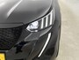 Peugeot e-2008 EV GT 50 kWh 136pk Automaat | Accu 99% | Navigatie | Achteruitrijcamera | Keyless Entry/Start | Verwarmde Voorstoelen | Apple Carplay/Android Auto |
