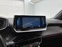 Peugeot e-2008 EV GT 50 kWh 136pk Automaat | Accu 99% | Navigatie | Achteruitrijcamera | Keyless Entry/Start | Verwarmde Voorstoelen | Apple Carplay/Android Auto |