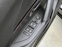 Peugeot e-2008 EV GT 50 kWh 136pk Automaat | Accu 99% | Navigatie | Achteruitrijcamera | Keyless Entry/Start | Verwarmde Voorstoelen | Apple Carplay/Android Auto |