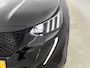 Peugeot e-2008 EV GT 50 kWh 136pk Automaat | Navigatie | Climate Control | Cruise Control | LED | Achteruitrijcamera | 17" LMV | Keyless Entry/Start | Verwarmde Voorstoelen | Apple Carplay/Android Auto |