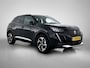 Peugeot e-2008 EV GT 50 kWh 136pk Automaat | Navigatie | Climate Control | Cruise Control | LED | Achteruitrijcamera | 17" LMV | Keyless Entry/Start | Verwarmde Voorstoelen | Apple Carplay/Android Auto |