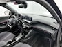 Peugeot e-2008 EV GT 50 kWh 136pk Automaat | Accu 99% | Navigatie | Achteruitrijcamera | Keyless Entry/Start | Verwarmde Voorstoelen | Apple Carplay/Android Auto |