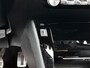 Peugeot e-2008 EV GT 50 kWh 136pk Automaat | Accu 99% | Navigatie | Achteruitrijcamera | Keyless Entry/Start | Verwarmde Voorstoelen | Apple Carplay/Android Auto |
