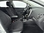 Renault Captur 0.9 TCe Limited | Apple Carplay & Android Auto | Airco | Cruise Control | Navigatie | Stoelverwarming | Lichtmetalen Velgen 16" |