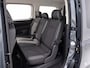 Volkswagen Caddy Maxi 1.5 TSI Hybride Style 7 Persoons | Achteruitrijcamera | Parkeersensor voor en achter | Zijschuifdeur links/rechts | Cruise control adaptief |