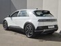Hyundai Ioniq 5 Connect 77.4 kWh / SOH 100% / Fabrieksgarantie tot 09-02-2028 / Dealer onderhouden / CCS snelladen / Trekhaak afneembaar / Warmtepomp / 1.600 kg trekgewicht / Adaptieve CC / Stuur- & Stoel verwarming / Achteruitrijcamera / Keyless Entry/Start /