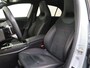 Mercedes-Benz A-klasse 180 AMG Line /Panoramadak /Nightpakket /18 Inch /CarPlay