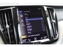 Volvo XC60 2.0 Recharge T8 AWD Inscription - B&W - 360 Camera - HUD - Stoel/Stuurverwarming - Pano - Pilot Assist - BLIS - Rijklaar