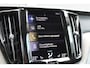 Volvo XC60 2.0 Recharge T8 AWD Inscription - B&W - 360 Camera - HUD - Stoel/Stuurverwarming - Pano - Pilot Assist - BLIS - Rijklaar