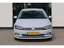 Volkswagen Polo 1.0 TSI Highline Business R Achteruitrijcamera (rear view), parkeersensoren voor en achter (pdc), active info display,  DAB+, Apple Carplay & Android Auto, multifunctioneel lederen stuurwiel, executive pakket, navigatie, elektrisch verstel-, verwarm- en inklapbare buitenspiegels (spiegel pakket), 16' LMV 'Torsby'