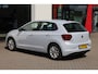 Volkswagen Polo 1.0 TSI Highline Business R Achteruitrijcamera (rear view), parkeersensoren voor en achter (pdc), active info display,  DAB+, Apple Carplay & Android Auto, multifunctioneel lederen stuurwiel, executive pakket, navigatie, elektrisch verstel-, verwarm- en inklapbare buitenspiegels (spiegel pakket), 16' LMV 'Torsby'
