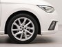 SEAT Ibiza 1.0 EcoTSI FR Business Intense | Apple Carplay | Navigatie | Sportstoelen | Voorstoelen verwarmd | Achteruitrij camera | Parkeersensoren achter |