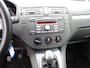 Ford C-Max 1.8-16V Trend Airco, licht metalen velgen, cruise controle, trekhaak, enz.