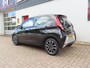 Toyota Aygo 1.0 VVT-i 72pk 5D x-play/ Groot media scherm/ Parkeercamera achter/ Airco/ Origineel NL/ NAP