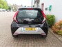 Toyota Aygo 1.0 VVT-i 72pk 5D x-play/ Groot media scherm/ Parkeercamera achter/ Airco/ Origineel NL/ NAP