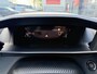 Peugeot 2008 130pk Allure Pack (Camera - Stoelverwarming - Keyless Entry - LED - Parkeersensoren V+A - Automatische Airco - 3D Cockpit - Navigatie - Apple Carplay)