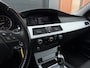 BMW 5-Serie 525i Business Line Edition II |100% onderhouden|Schuifdak|Softclose|Groot scherm|Stoelverwarming|PDC|Cruise Control