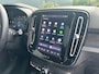 Volvo EX40 Single Motor Extended Range Plus 82 kWh | Trekhaak | All-seasons | Pilot Assist | Camera | Harman/Kardon | Stoel & stuurverwarming |