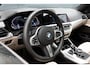 BMW 3-Serie 330e High Executive | M-PAKKET | PANORAMADAK | HARMAN/KARDON | ACC | HEAD UP | TREKHAAK | SOH 93%