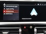 BMW 3-Serie 318i Luxury Line | Sportstoelen | Leder | Carplay | Live Cockpit | Sfeerverlichting | Trekhaak | Parkeerhulp | Climate control | Full LED | Cruise control | Bluetooth