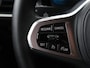 BMW 3-Serie 318i Luxury Line | Sportstoelen | Leder | Carplay | Live Cockpit | Sfeerverlichting | Trekhaak | Parkeerhulp | Climate control | Full LED | Cruise control | Bluetooth