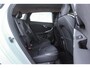 Volvo V40 2.0 D2 Momentum | NL auto | Sportstuur | Cruise control | Bluetooth | Navigatie | Climate control | Stoelverwarming | 17 inch | Origineel | Parkeersensoren | Trekhaak