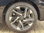 Peugeot 308 Sw 1.2 Hybrid 136pk Automaat Allure I Navigatie I Camera | Cruise Control | parkeersensoren | Apple CarPlay | Android Auto |