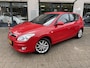 Hyundai i30 1.6i Style 5Drs Airco Trekhaak Half leer