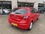 Hyundai i30 1.6i Style 5Drs Airco Trekhaak Half leer