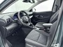 Toyota Yaris 1.5 Hybrid 115 Dynamic | Apple Carplay / Android Auto | Dodehoek detectie | Parkeersensoren voor/achter | Stoel-/stuurverwarming | Adaptive Cruise | Clima | Keyless | Camera | 16 inch