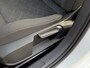 Volkswagen Golf 1.0 TSI 110pk Life Business | SUMMER DEALS | Climate control | Navigatie by app | Lm-velgen | Stoelverwarming | Adaptieve cruise control