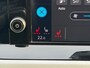 Volkswagen Golf 1.0 TSI 110pk Life Business | SUMMER DEALS | Climate control | Navigatie by app | Lm-velgen | Stoelverwarming | Adaptieve cruise control