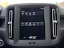 Volvo XC40 T2 129pk Momentum Core Automaat | SUMMER DEALS | Climate control | Navigatie | Lm-velgen | Apple / Android | Cruise control